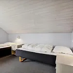 Lägenhet Aldora - 2-3km From The Sea By Interhome *
