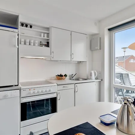 Aldora - 2-3km From The Sea By Interhome